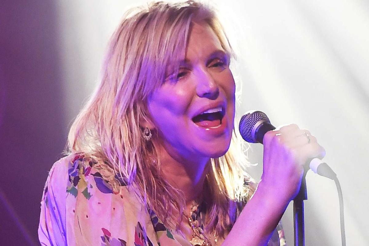 Courtney Love Teases Hole Reunion 'Later' While Performing with Billie Joe  Armstrong in London