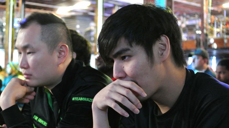 Xian Ho Kun (right) had quite an impressive year given he was playing FANG, one of the most challenging characters in SFV. Nerfs to FANG will only make this year even more challenging in Season 2.