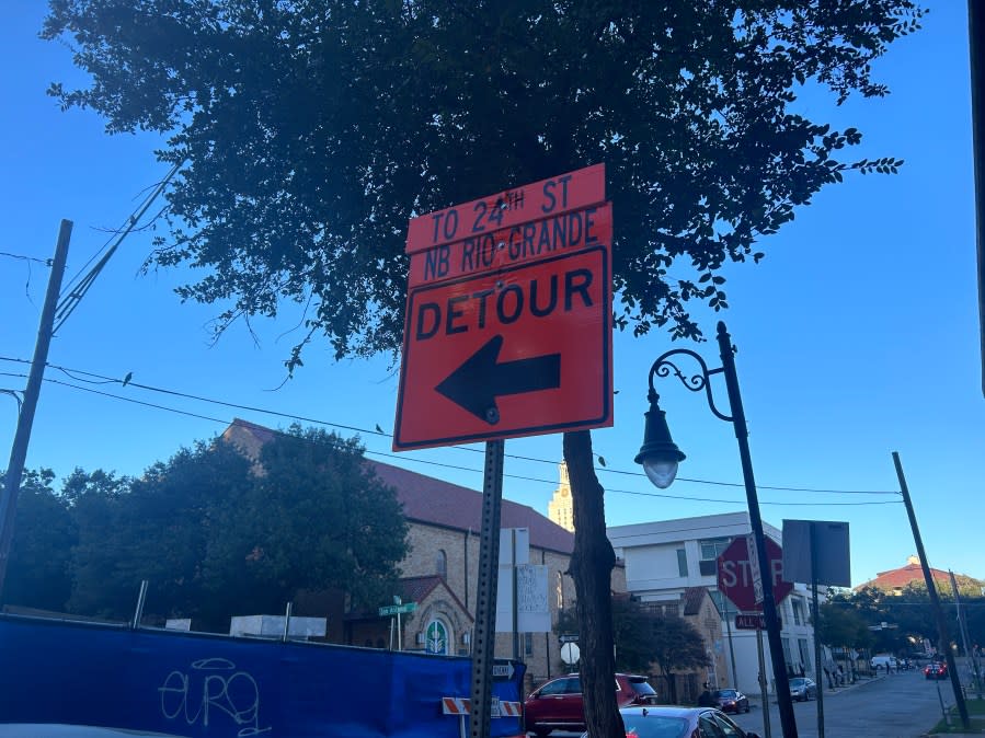 Detour sign on the corner of 22nd Street and San Antonio Street in West Campus (KXAN Photo/Cristina Folsom)