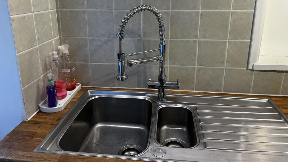 Fohen Flex tap in a kitchen