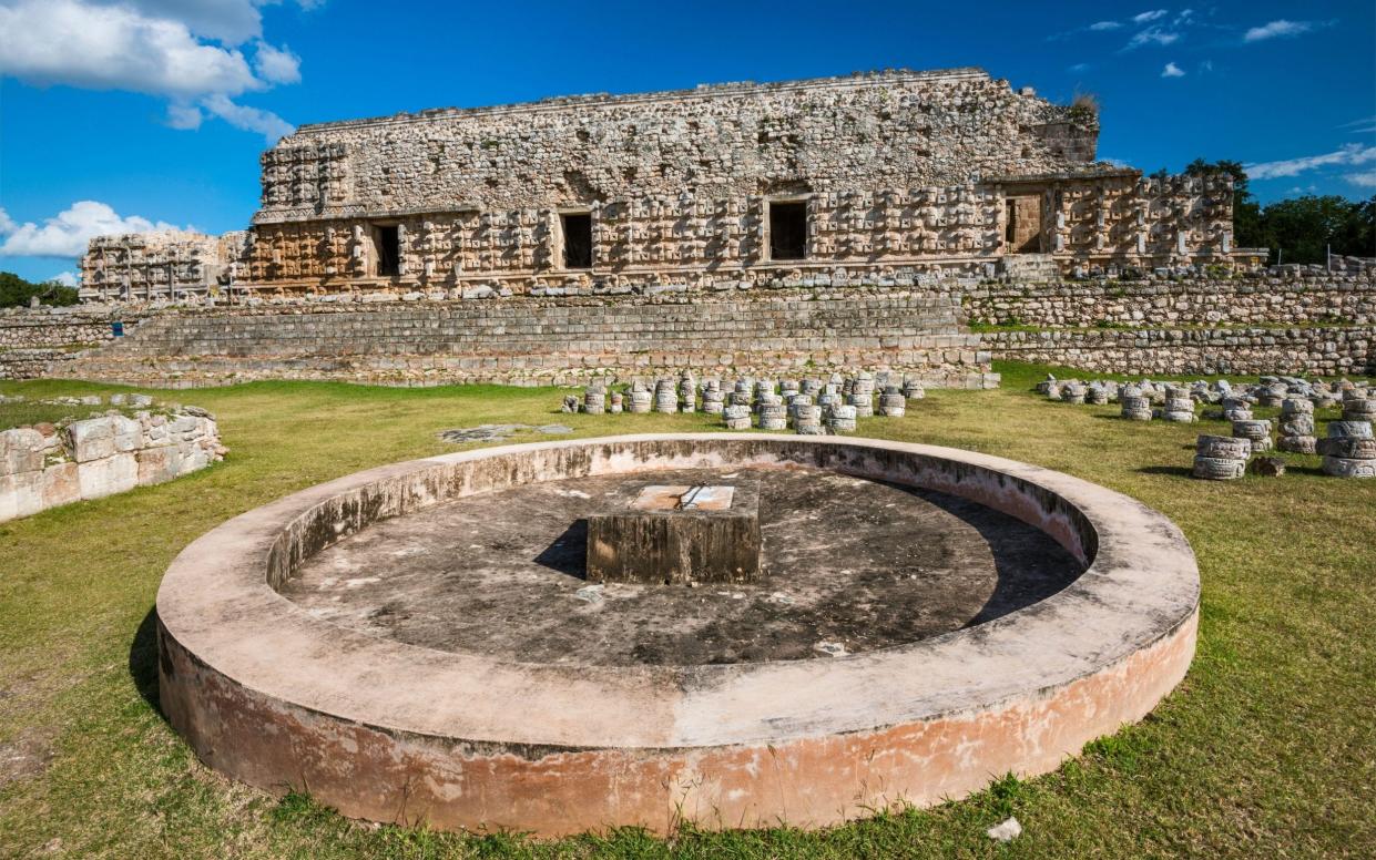 El Chultun, underground water reservoir