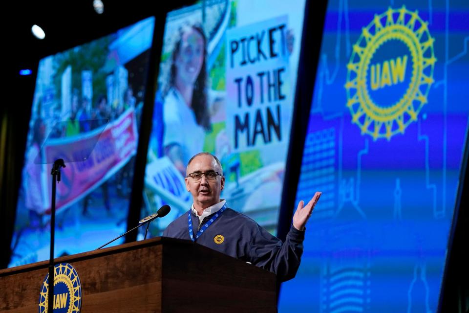 New United Auto Workers President Shawn Fain addresses delegates at the union's 2023 Special Bargaining Convention, Monday, March 27, 2023, in Detroit. (AP Photo/Carlos Osorio)
