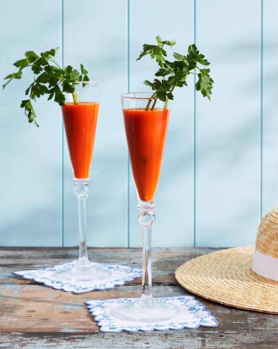 easter carrot cocktail