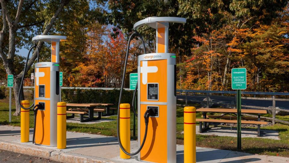 chargepoint charging station