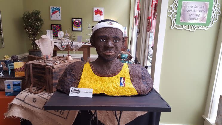 A dryer-lint sculpture of LeBron James. (Photo: Chris Wilson/Yahoo News)