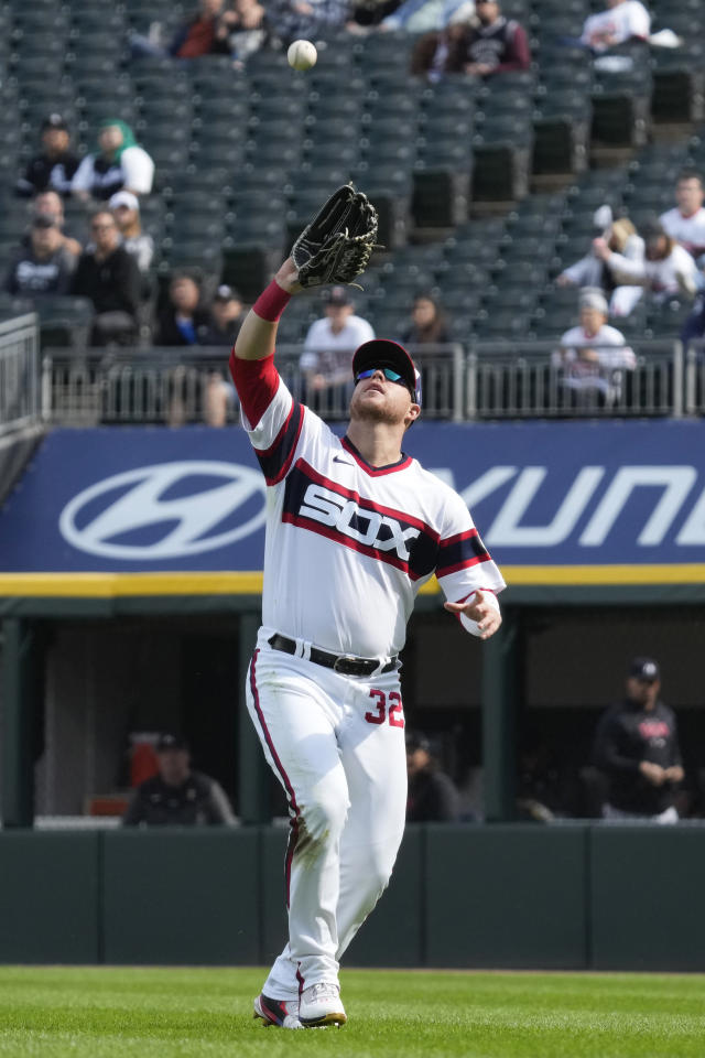 Gray lowers ERA to 2.84, helps Twins beat White Sox 4-0 to close on AL  Central title - The San Diego Union-Tribune