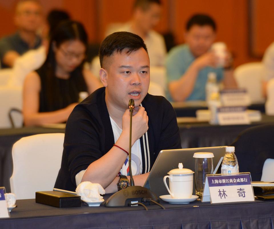 Lin Qi, Chairman and CEO of Yoozoo Games Co., Ltd, speaks during a meeting on May 25, 2018 in Chengdu, Sichuan Province of China.