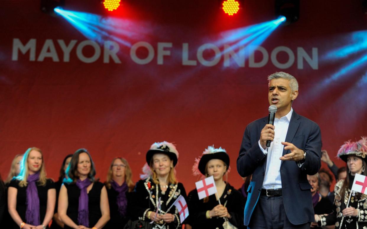 People gather in Trafalgar Square to celebrate the Feast of St. George, hosted by Sadiq Khan - www.alamy.com