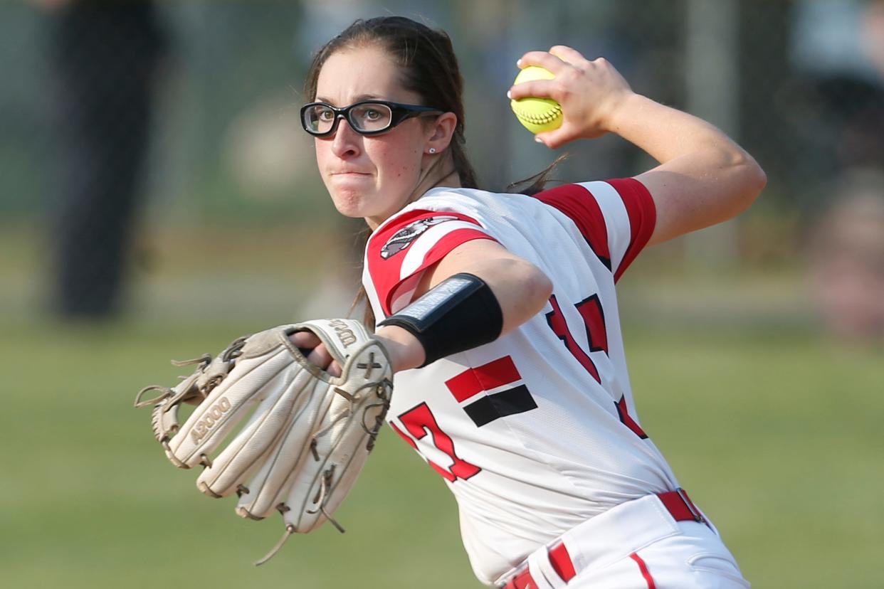 Leah Lapham, Coventry softball