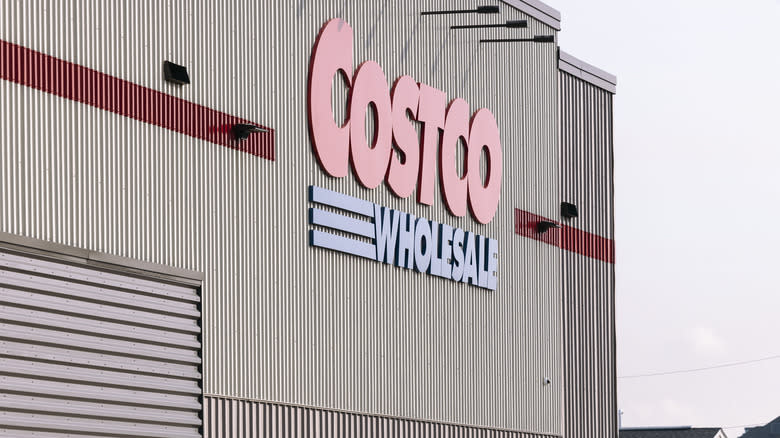 Side of a Costco location
