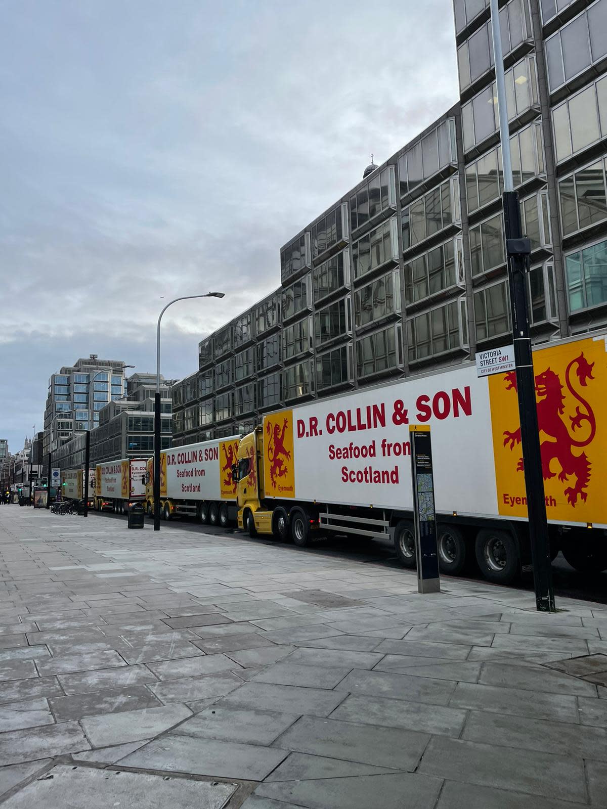 Seafood hauliers descended on Downing Street