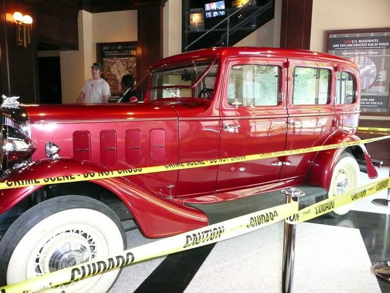 Uno de los automóviles que utilizaba John Dillinger que se conserva en el Museo del Crimen en los Estados Unidos