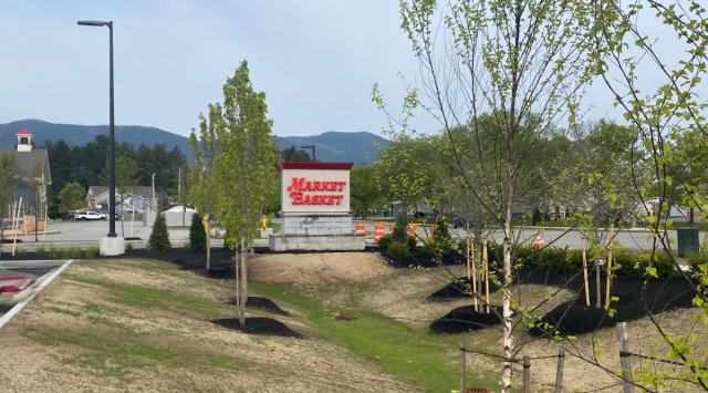 Market Basket to open locations in North Conway and Topsham, Maine