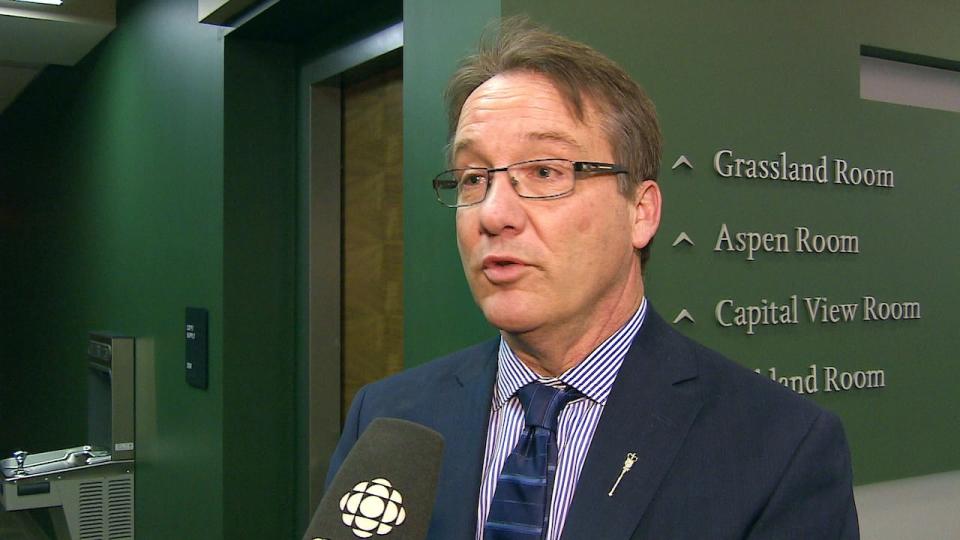 Wildrose MLA Drew Barnes says the two civil servants grilled at the meeting have a duty to answer questions, since they’re still serve the public in the new NDP government. 