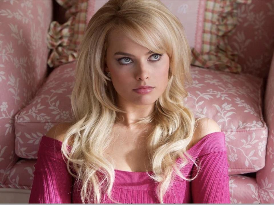 margot robbie in the wolf of wall street