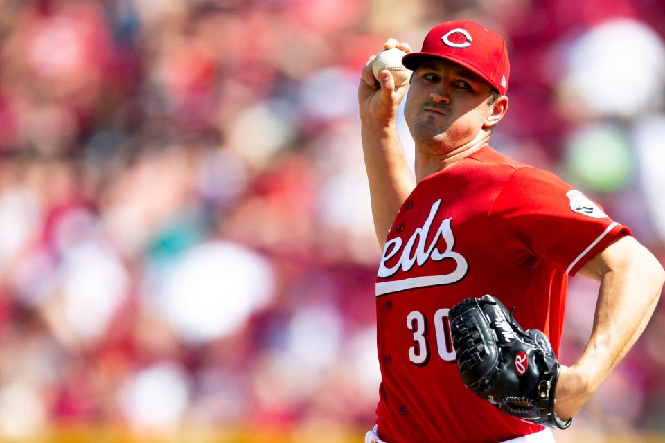 Cincinnati Reds starting pitcher Tyler Mahle (30) pitches in the second inning of the MLB game between the Cincinnati Reds and the Atlanta Braves at Great American Ball Park in Cincinnati on Saturday, July 2, 2022.