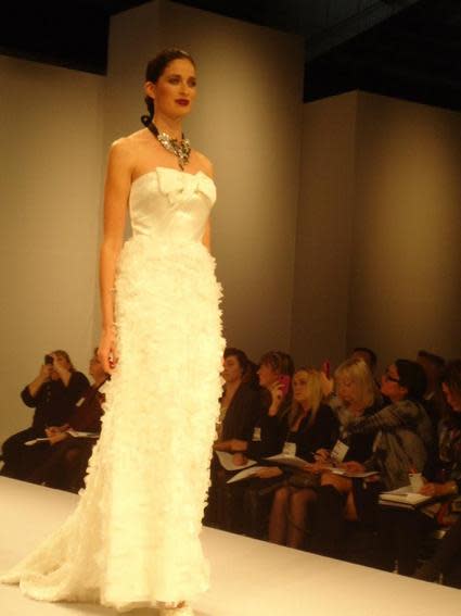 anne barge wedding gown