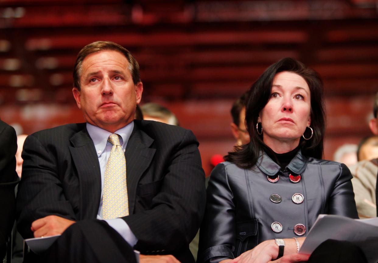 Oracle Mark Hurd and Safra Catz