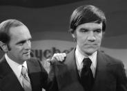 <p>Jack Riley, best known for his role as Elliot Carlin on The Bob Newhart Show, died at 80 on August `9. — (Pictured) In ‘The Bob Newhart Show’ episode, ‘The Last TV Show’, in 1973, (at left) Bob Newhart (as Bob Hartley) and Jack Riley (as Elliot Carlin). (CBS via Getty Images) </p>