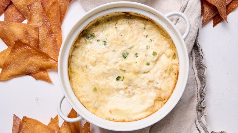 crab cheese dip with green onions and wonton chips