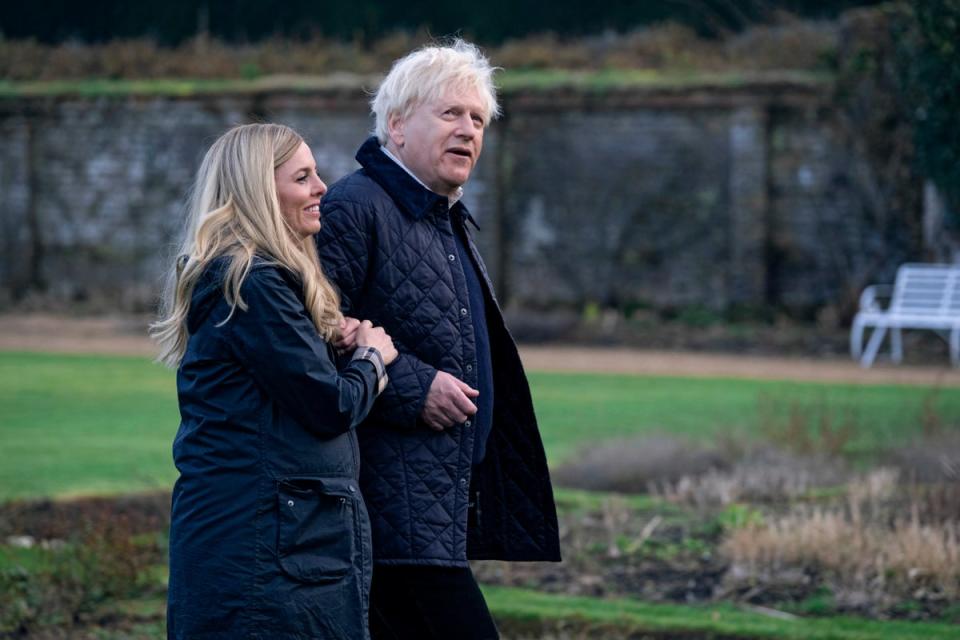 Ophelia Lovibond as Carrie Johnson with Kenneth Branagh as Boris Johnson in This England (Phil Fisk/ Sky UK Ltd)