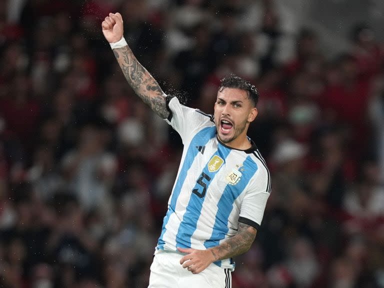 Paredes festeja su gol ante Indonesia, en junio pasado