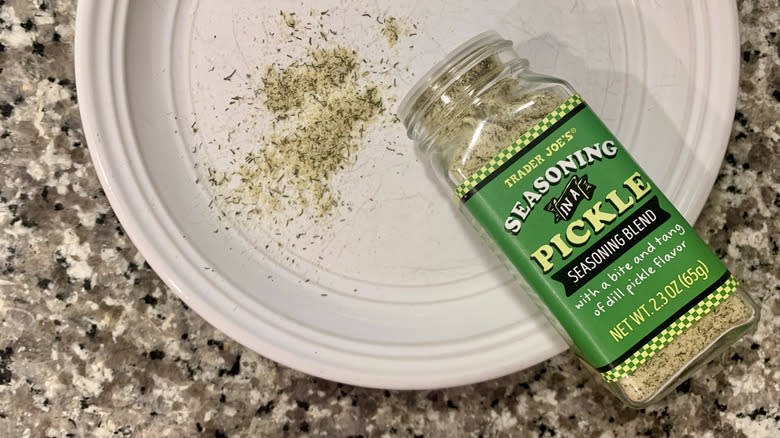 Seasoning in a Pickle jar with plate