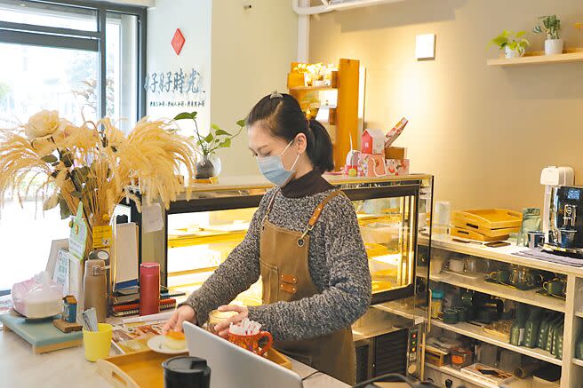 「好好時光」咖啡館是新北市社會局與勵馨基金會合作開設的公益咖啡館。（葉德正攝）