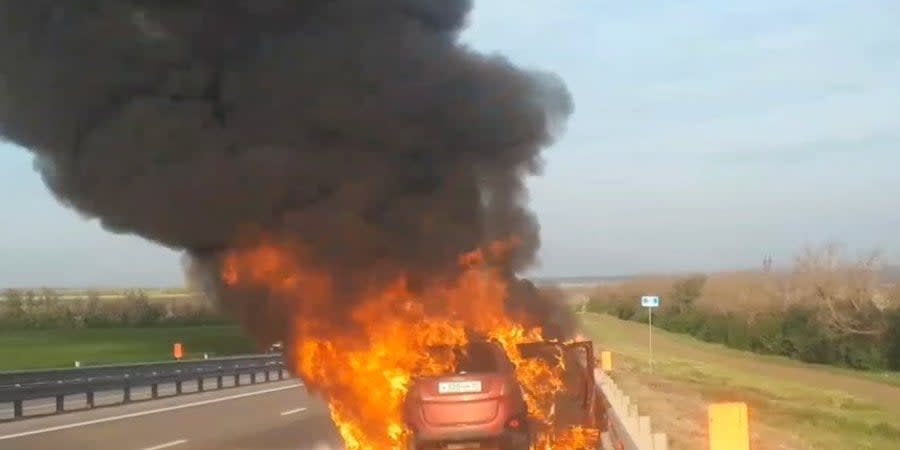 Kharitinov's car is on fire