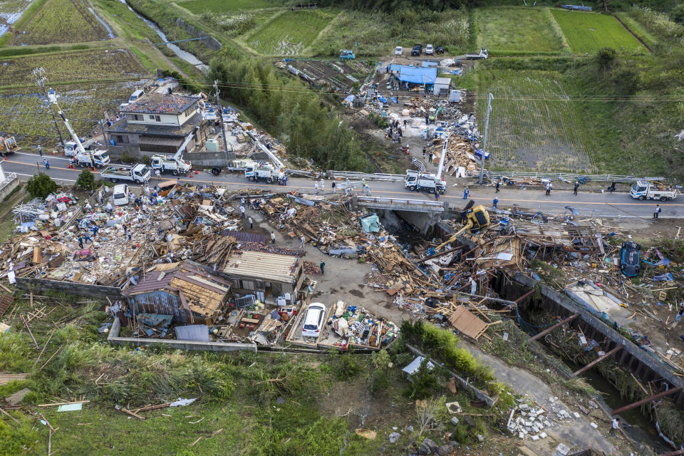 Buildings lie in ruins after they were hit by a tornado shortly before the arrival of Typhoon Hagibis, on Oct. 13, 2019, in Chiba, Japan. (Photo: Carl Court/Getty Images)