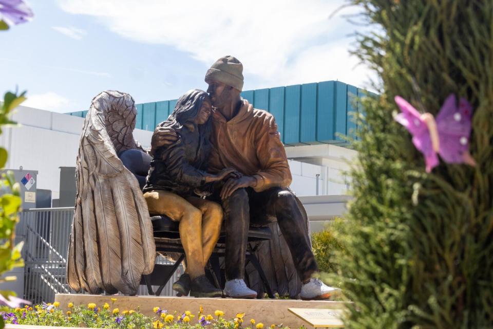 Second Kobe Bryant statue outside Crypto.com Arena features him and his daughter Gianna