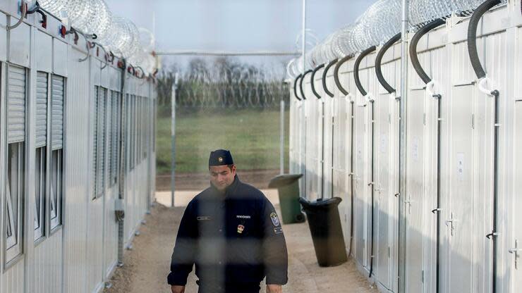 Der Europäische Gerichtshof urteilt über die Bedingungen in den ungarischen Transitlagern. Foto: dpa