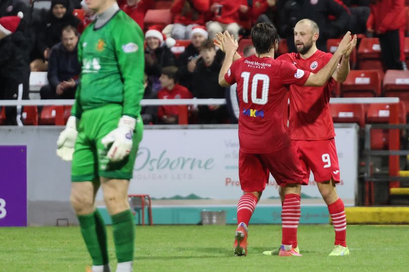 Stirling Albion know they must beat Annan Athletic to avoid the relegation play-off