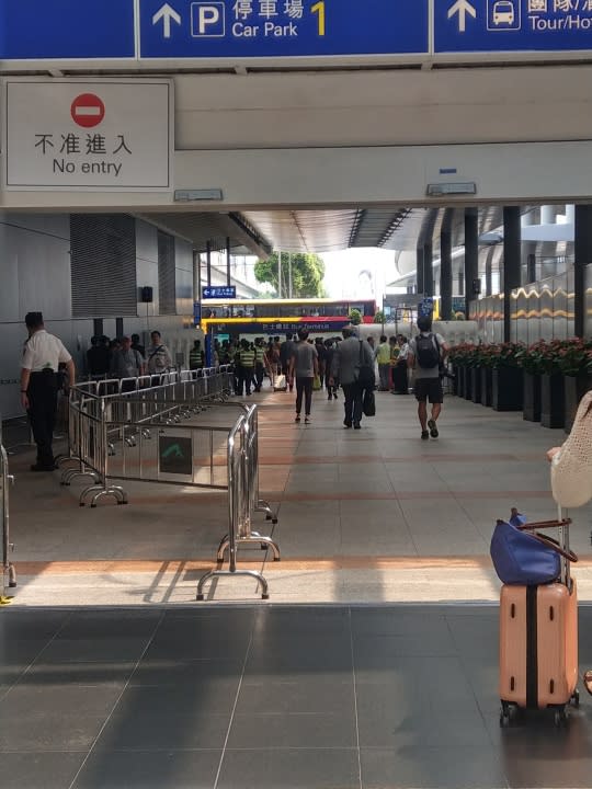 香港機場。   圖：翻攝自https://lihkg.com