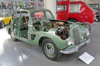 <p>The first post-war motor show in the UK was the 1948 Earls Court bash, and this was one of the cars on display. The 90 was a premium family car, and this cut-away was produced by the factory to show it off in all its glory. With the car on axle stands and driven by mains power, the engine, drivetrain and wheels all rotate.</p>