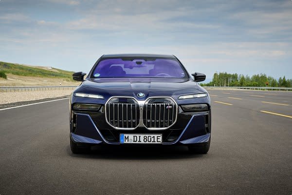 BMW7系列將配備Level 3三級自動駕駛科技，駕駛可放開雙手寫電子