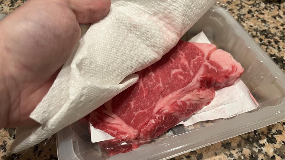 How to cook steak in an air fryer