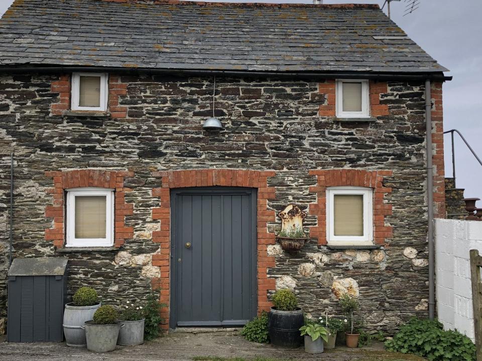 5) Rustic Barn, Boscastle, Cornwall, England