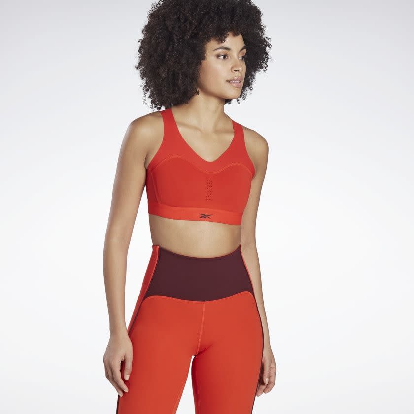 3) Reebok PureMove+ Bra Motion Sense ™