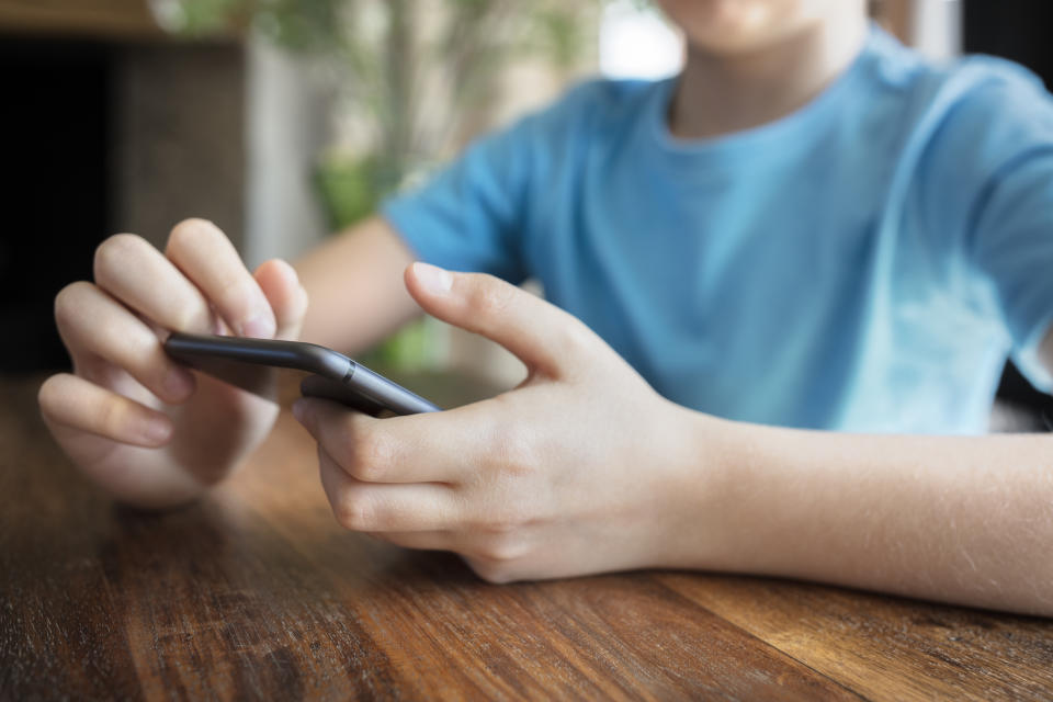 Damit seine Kinder nicht ständig im Internet surfen, griff ein Vater zu extremen Mitteln (Symbolbild: Getty Images)