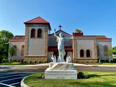 Sumérgete en la belleza rural de nuestra última incorporación al cementerio y mausoleo de Santa Gertrudis en Colonia, Nueva Jersey, durante la próxima jornada de puertas abiertas los días 20 y 21 de abril. Aproveche varios financiamientos antes de que los precios suban el 22 de abril. Por tiempo limitado. Sin compromiso.