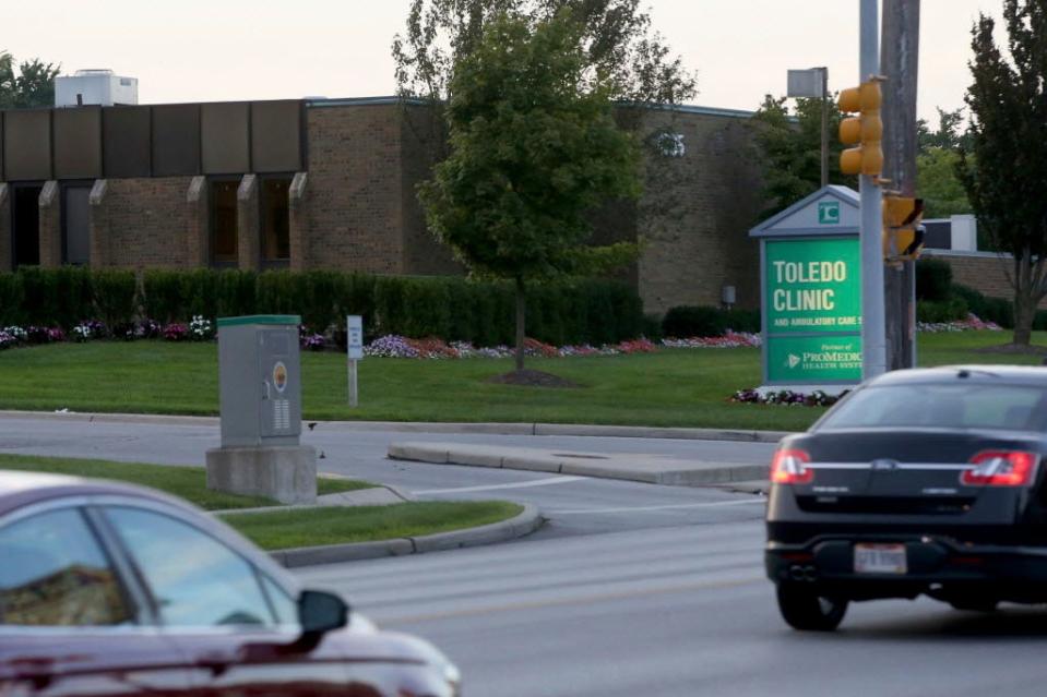 This Sept. 28, 2023 photo shows the Toledo Clinic in Toledo, Ohio. A former director of an Ohio memory-loss clinic accused by dozens of patients of falsely diagnosing them with Alzheimer’s disease has been sentenced on federal fraud charges, along with her physician husband.(Jeremy Wadsworth/The Blade via AP) ORG XMIT: OHTOL101