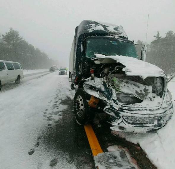 maine turnpike crash