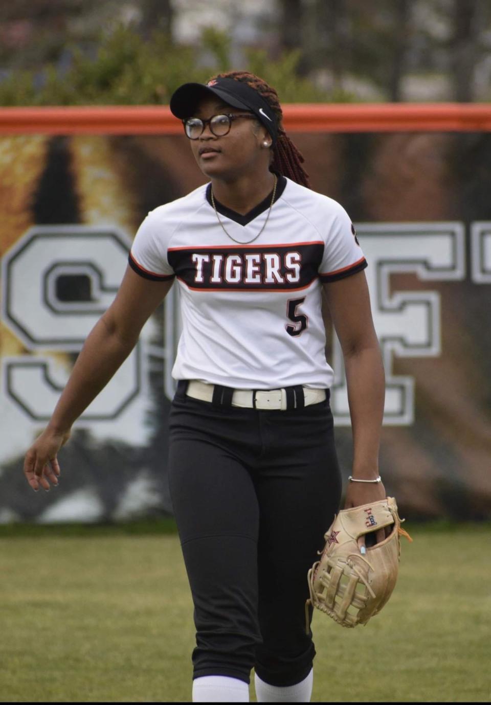 South View's sophomore Jordynn Parnell is your 910Preps Athlete of the Week; April 15-19