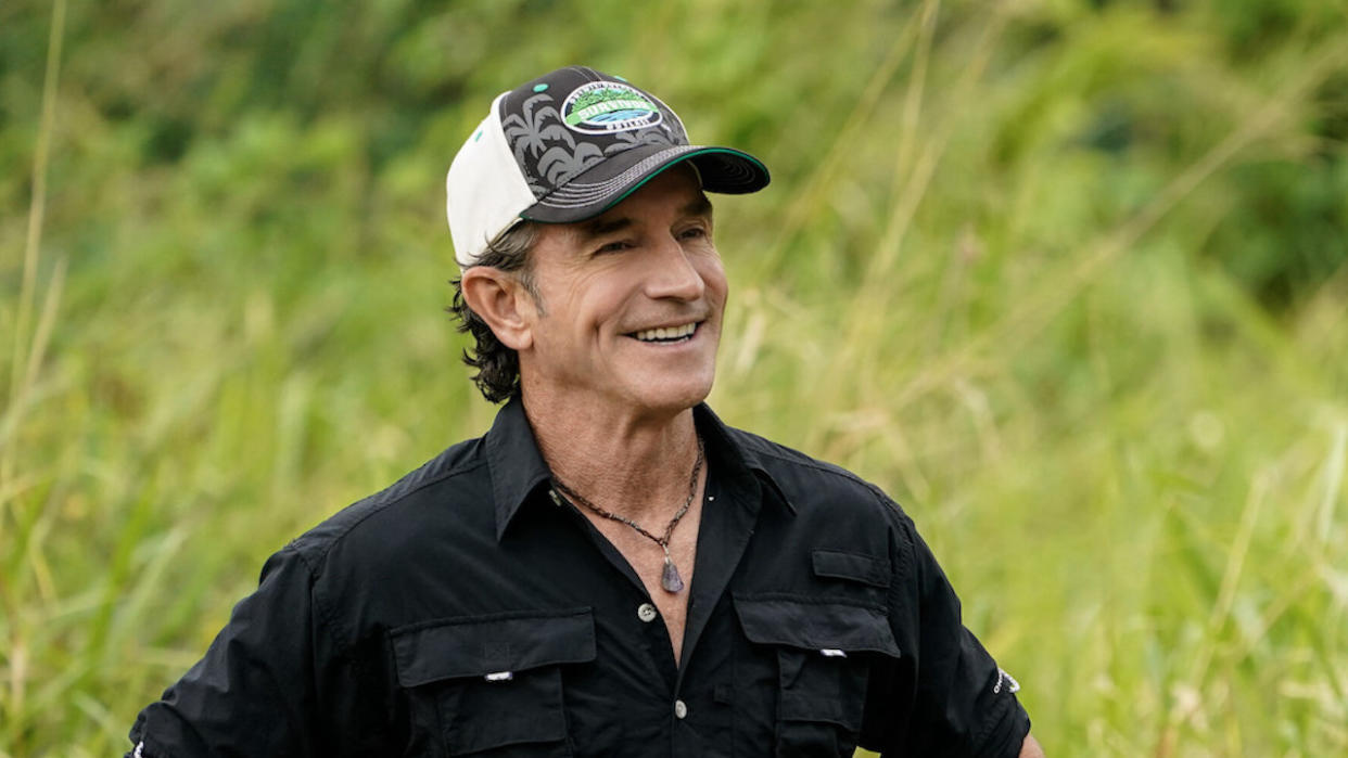  Jeff Probst smiling on Survivor . 