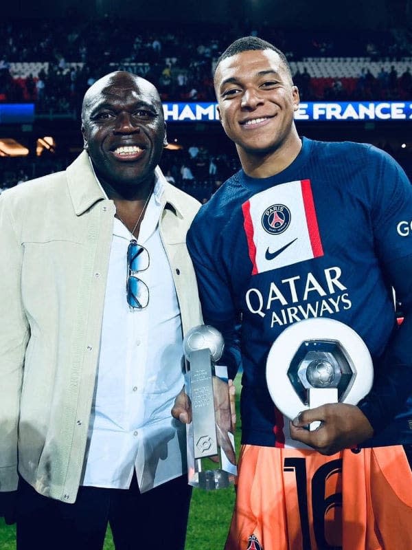 Mbappe con su padre