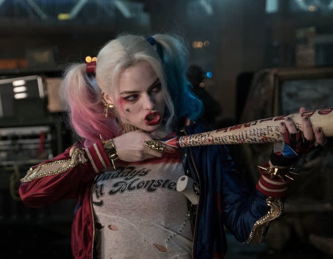 margot-robbie-as-harley-quinn-in-suicide-squad