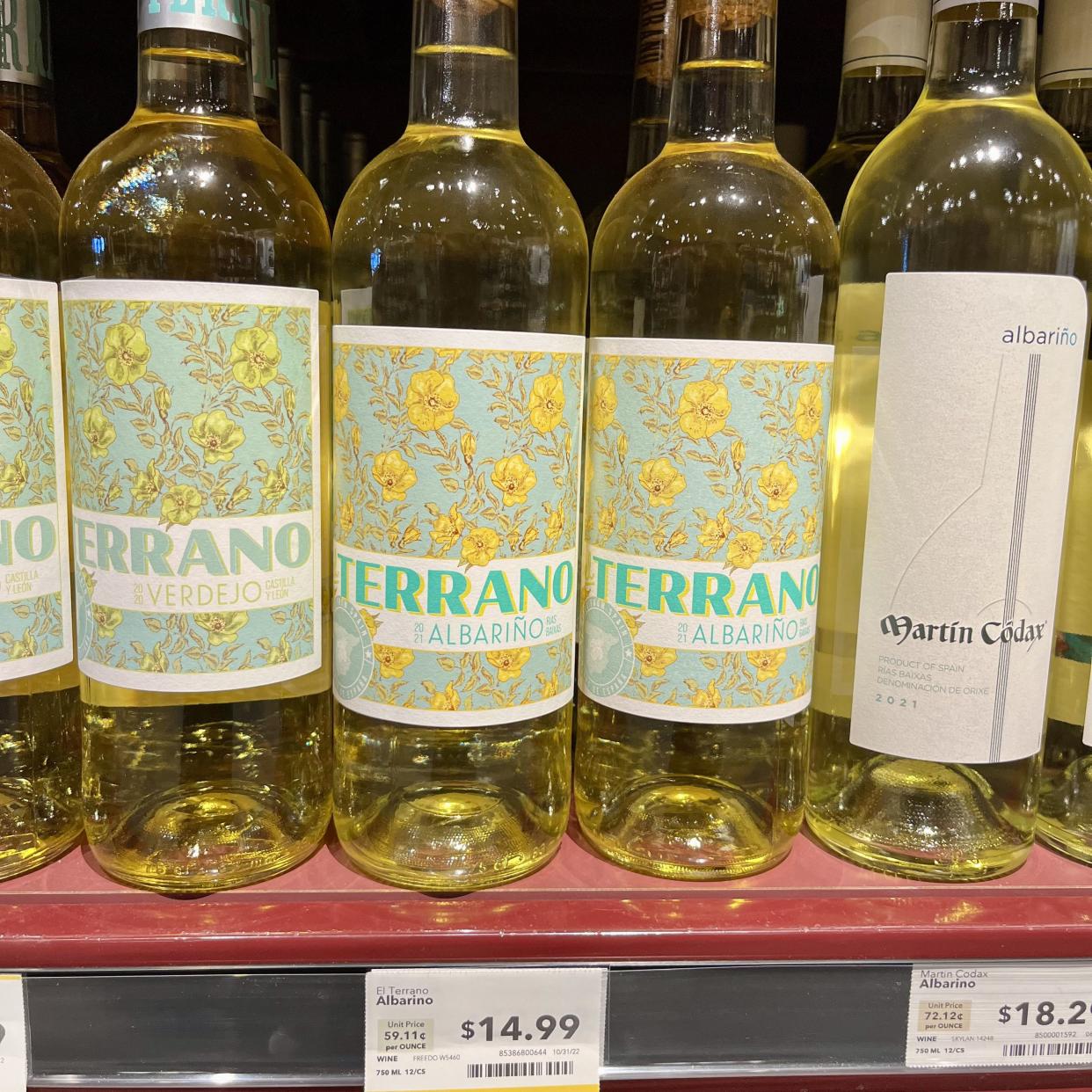 El Terrano Albariño white wine at whole foods