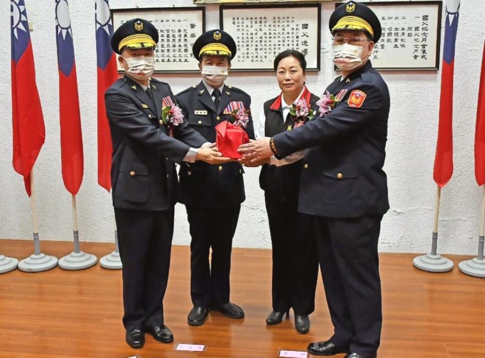 花蓮縣警察局卸、新任局長交接典禮。(花蓮縣政府提供)