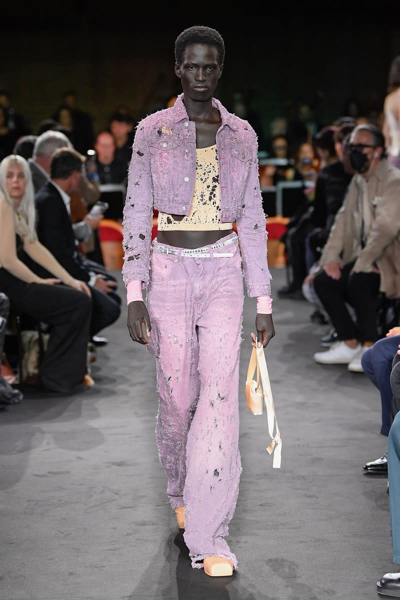 MM6 Maison Margiela Debuts Salomon Collab on SS23 Runway